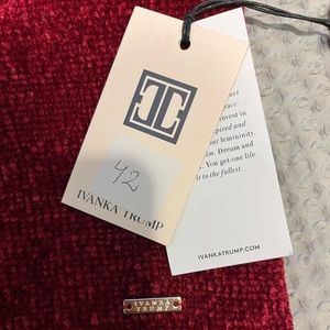 New with tags women medium Ivanka Trump sweater